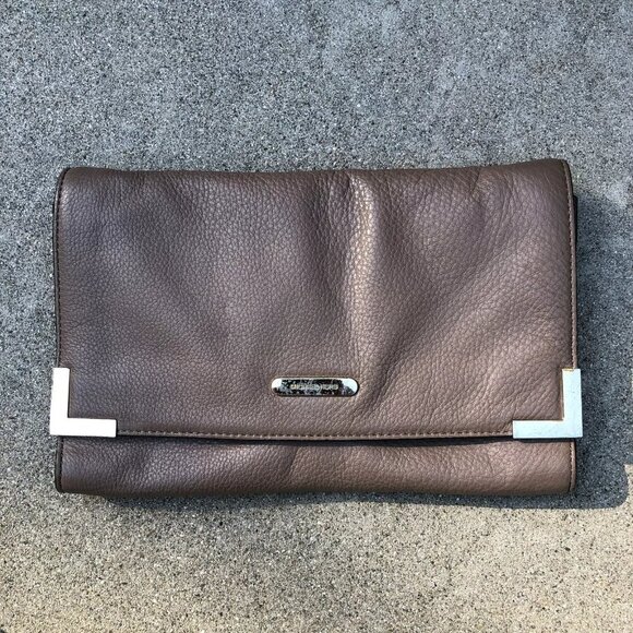 MICHAEL KORS Clutch Purse Shoulder Bag Pebble Leather Beige Envelope Pouch​ - Picture 1 of 9